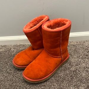 Coral Uggs